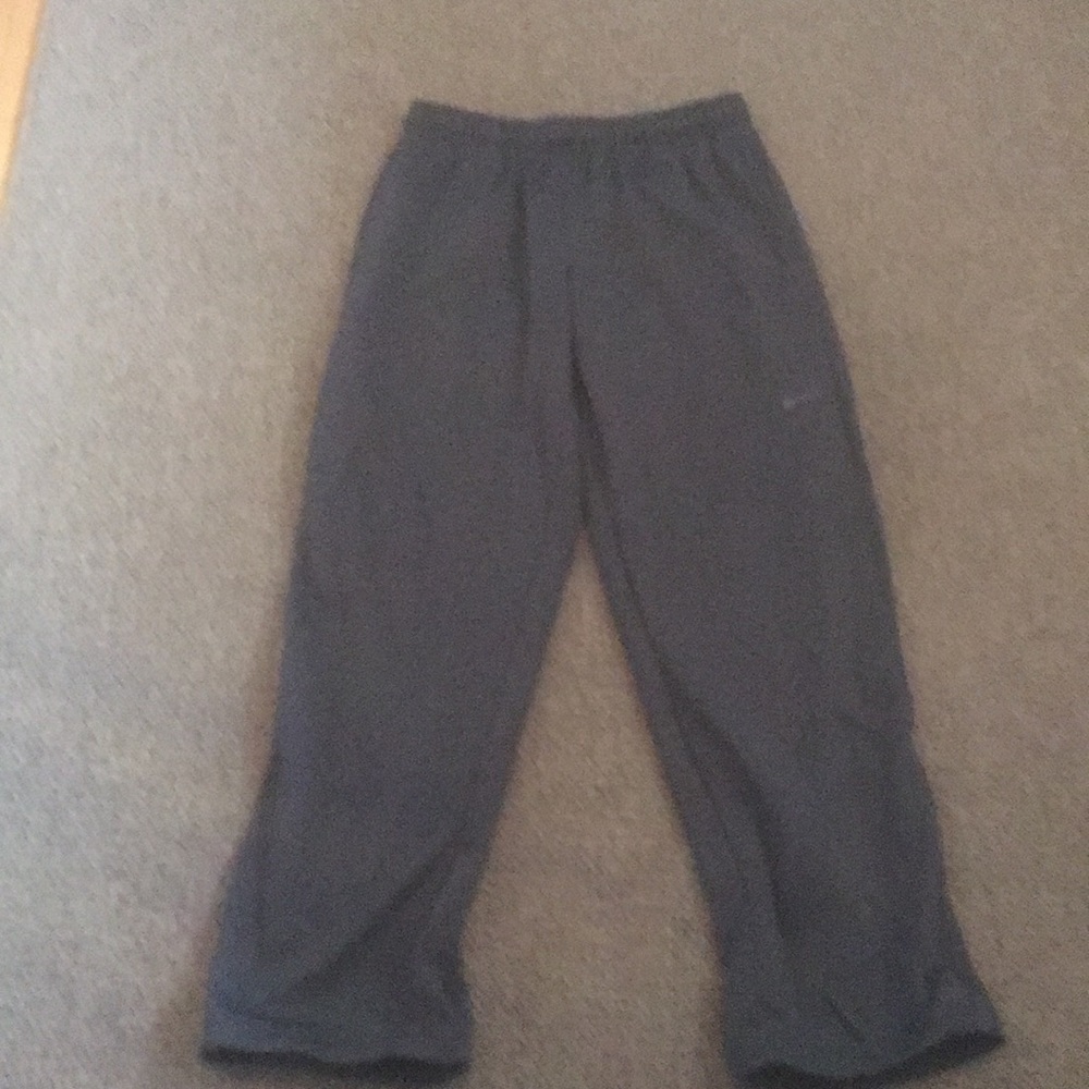 Nike thermal fit sweats
